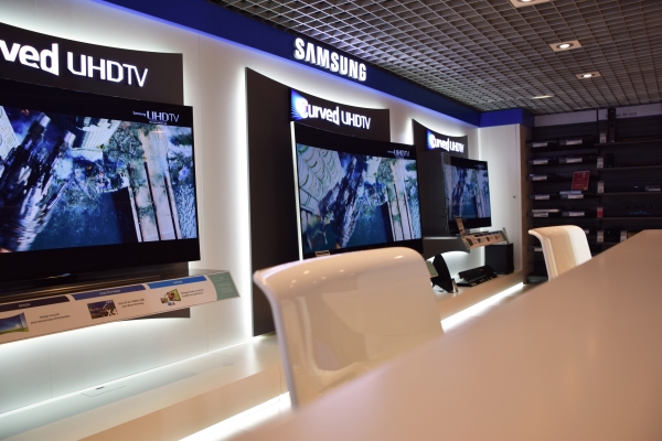 Samsung shops-in-shop